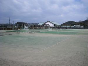 庭球場