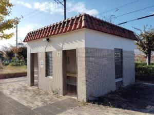 トイレ外観
