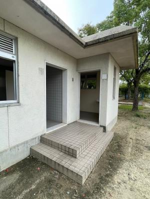 トイレ外観