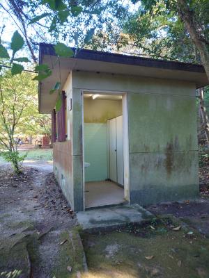 児童広場トイレ外観