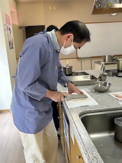 そば打ち教室の様子　包丁