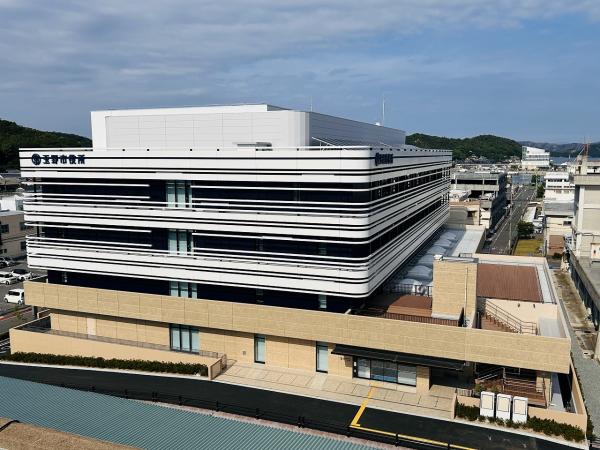 新庁舎の写真