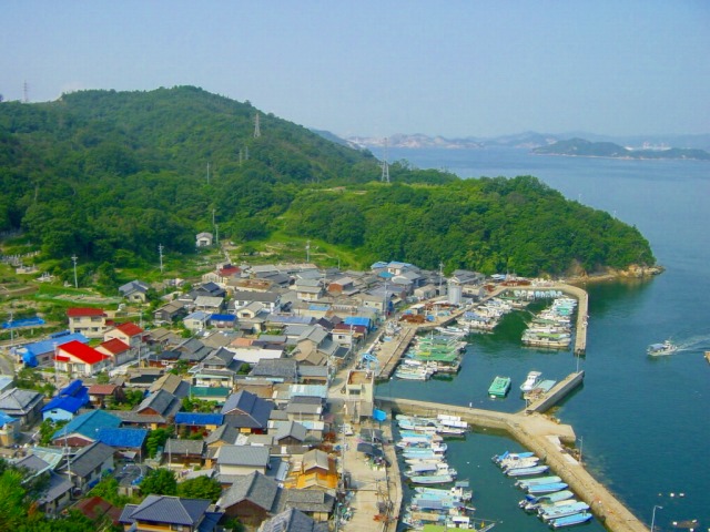 石島港周辺の風景の画像